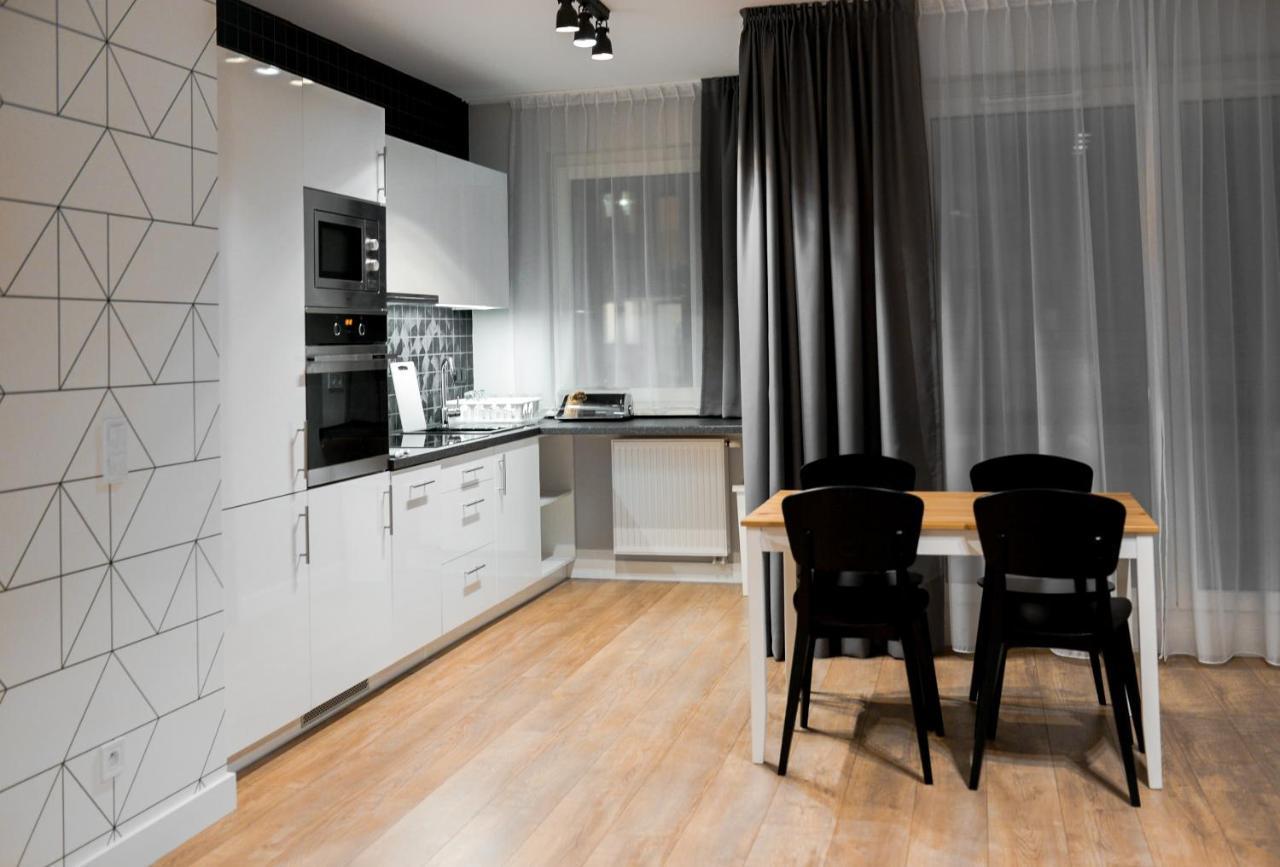 Crystal Guesthouse Warszawa Eksteriør billede
